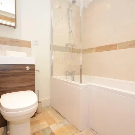 別荘 The Piglets *